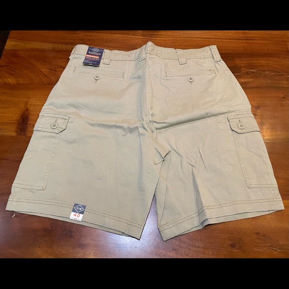 NWT St John's Bay Power Stretch Premium Waistband Men's Cargo Shorts Size 40 - Picture 5 of 7